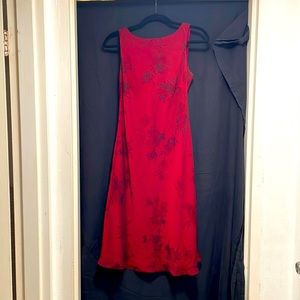 Beautiful and elegant Ann Taylor dress gently used